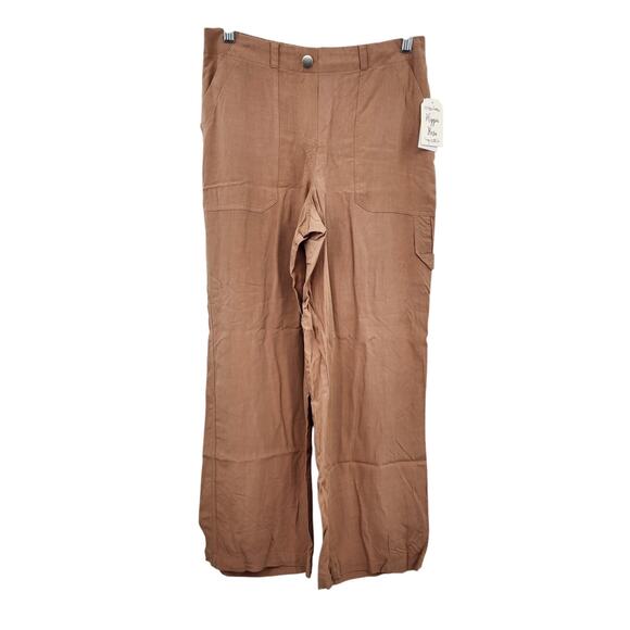 New NWT Hippie Rose Wide‎ Leg Cargo Pants Soft Size Medium Tan Trouser - Picture 1 of 4
